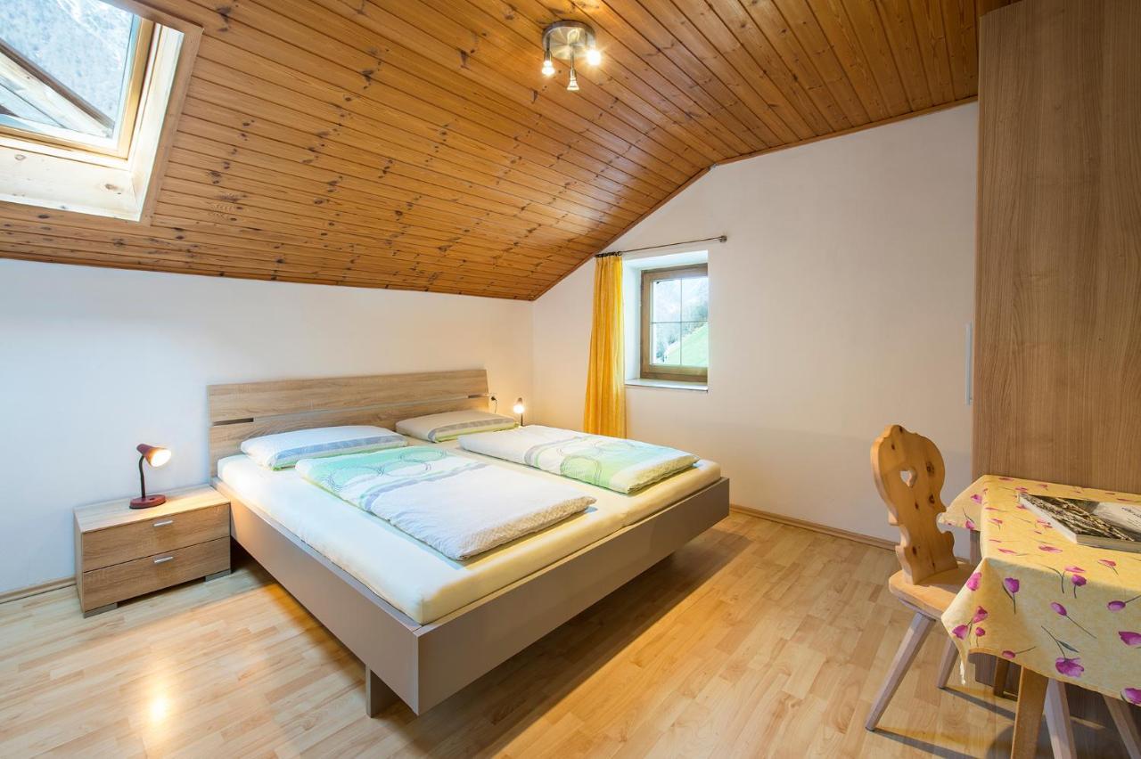 Unterversanthof - Grosse Ferienwohnung Fuer Bis Zu 6 Personen Naturns Exterior photo